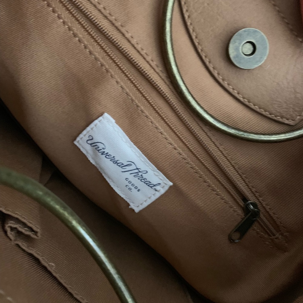 UNIVERSAL THREAD SATCHEL - Picture 2 of 3